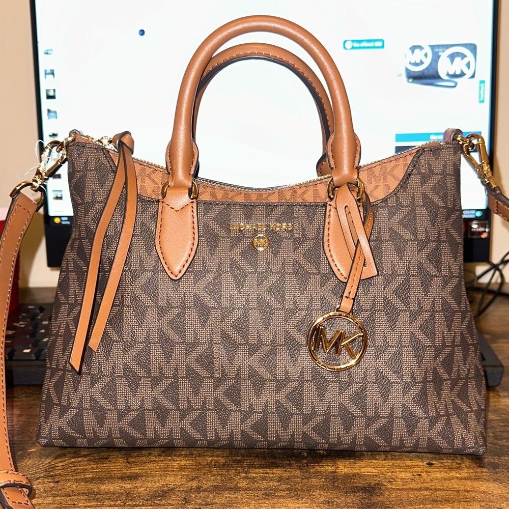 Michael kors Austen small satchel/crossbody